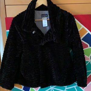 Black Patagonia Girls XL (14) coat